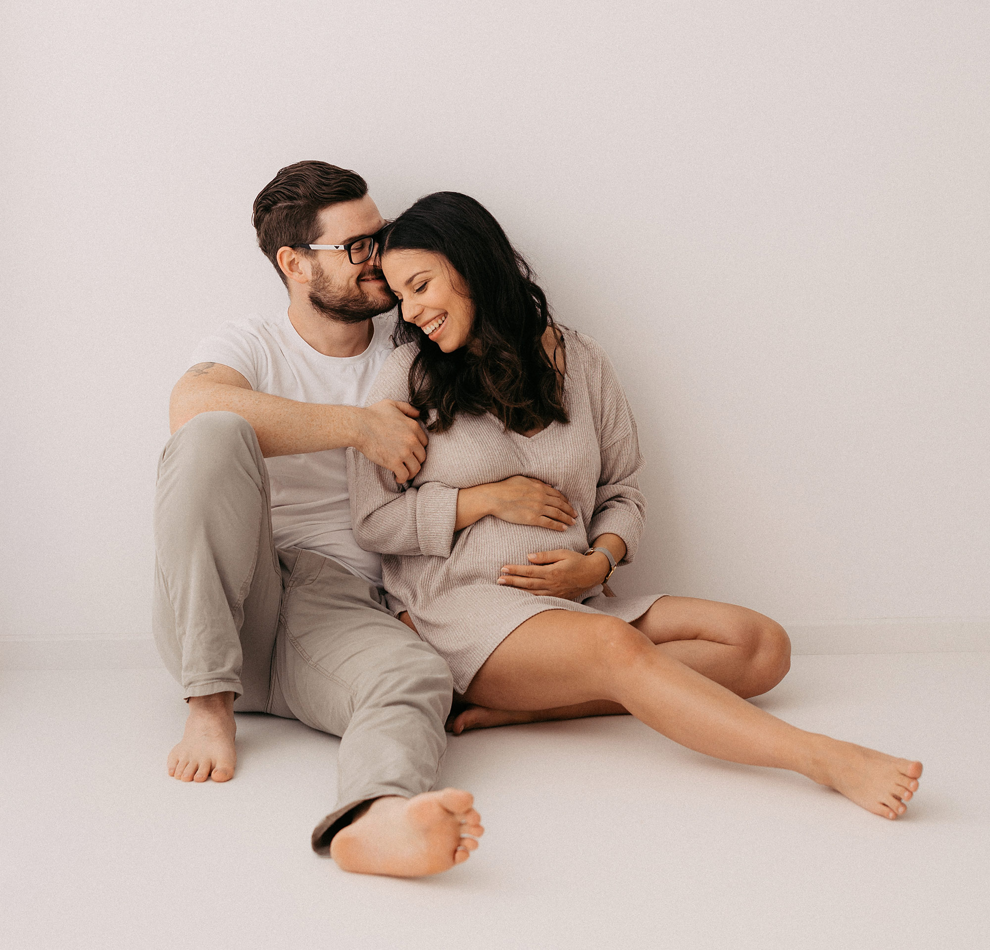 Paarfoto Schwangere Babybauch Fotografin natürlich zeitlos Ortenau